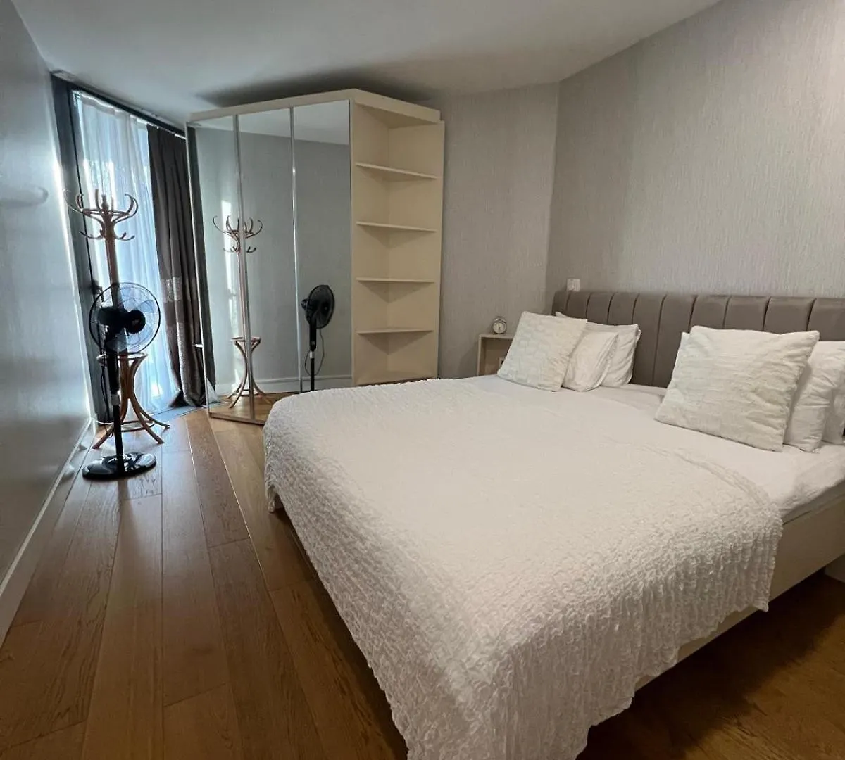 Lovely Two Bedroom Appartment Istanbul Apartment